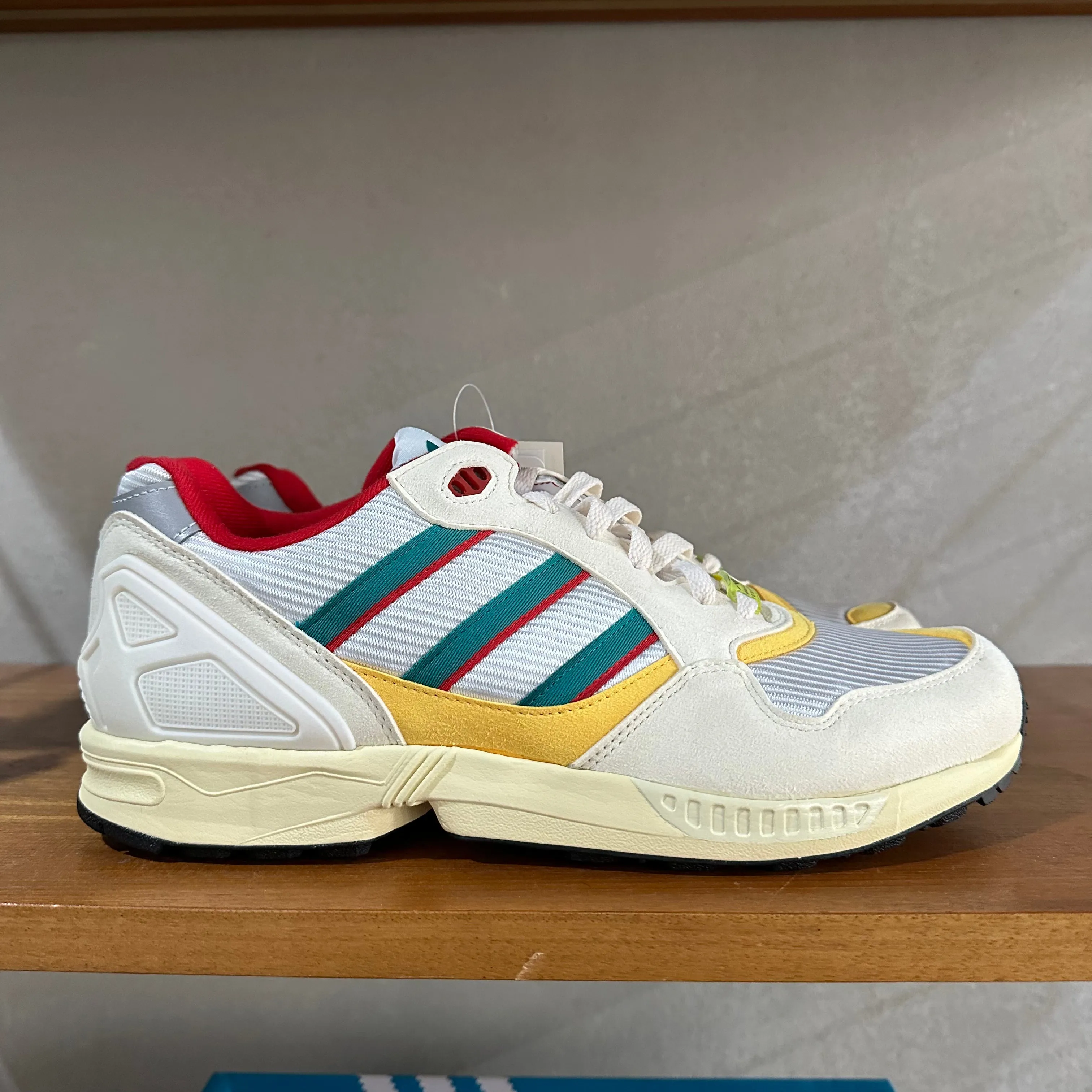 adidas ZX 6000 OG Trainers Cream / Red / Yellow - uk 9.5