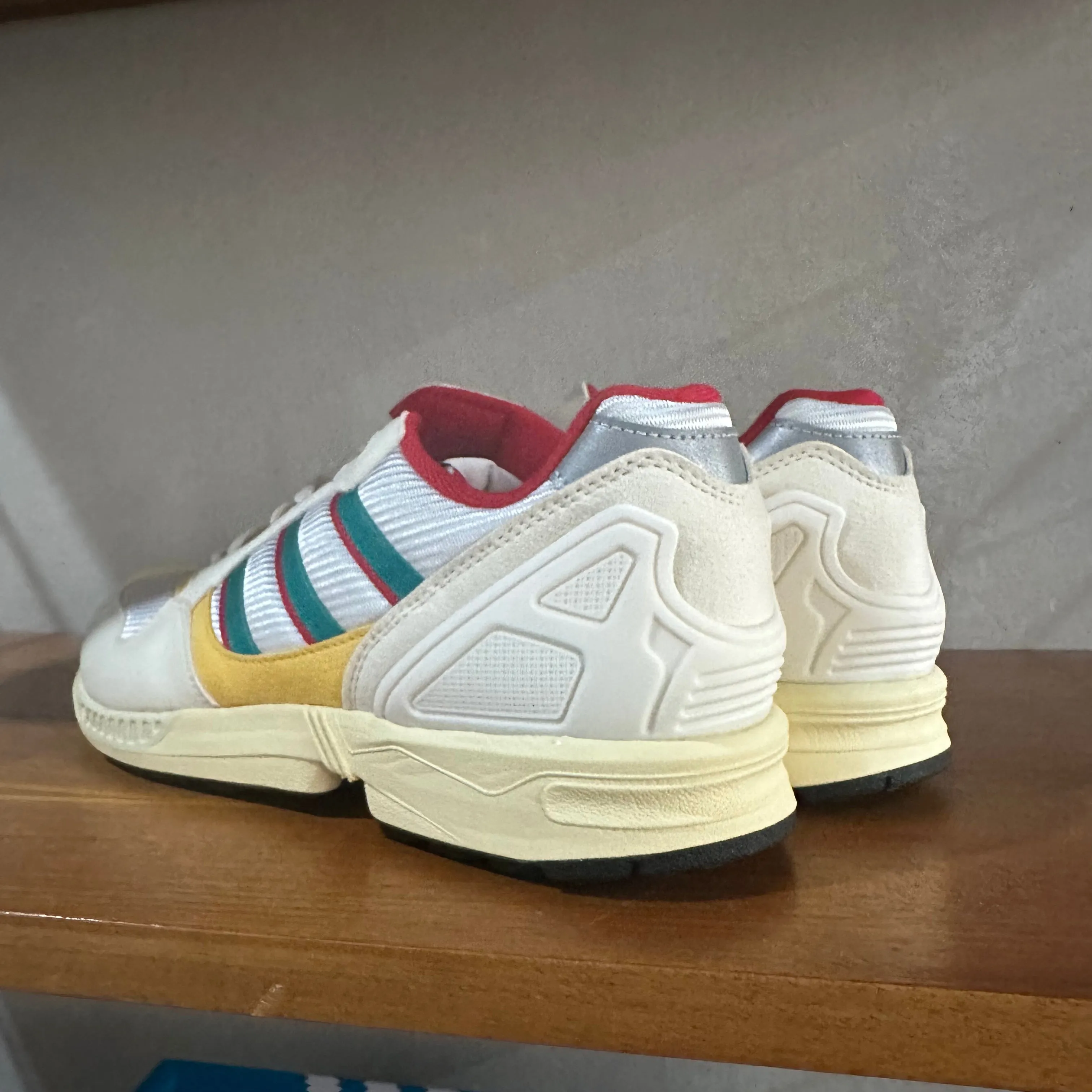 adidas ZX 6000 OG Trainers Cream / Red / Yellow - uk 9.5