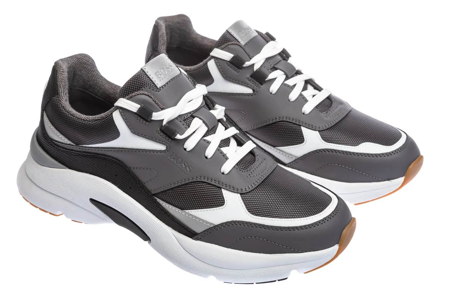 BOSS Ardical_Runn_nymx Trainer in Grey