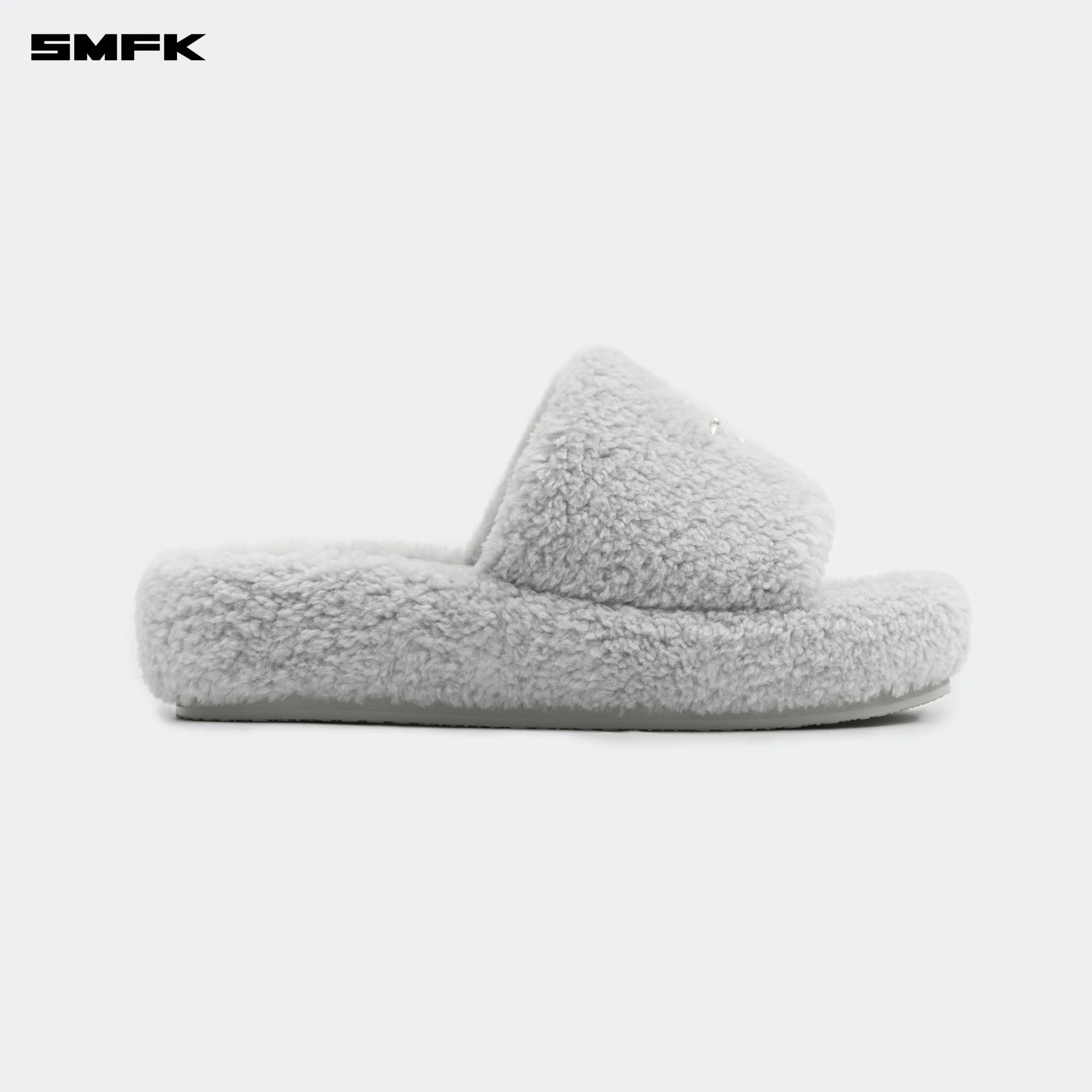 COMPASS WOOLLY Classic Furry Slipper In Gray