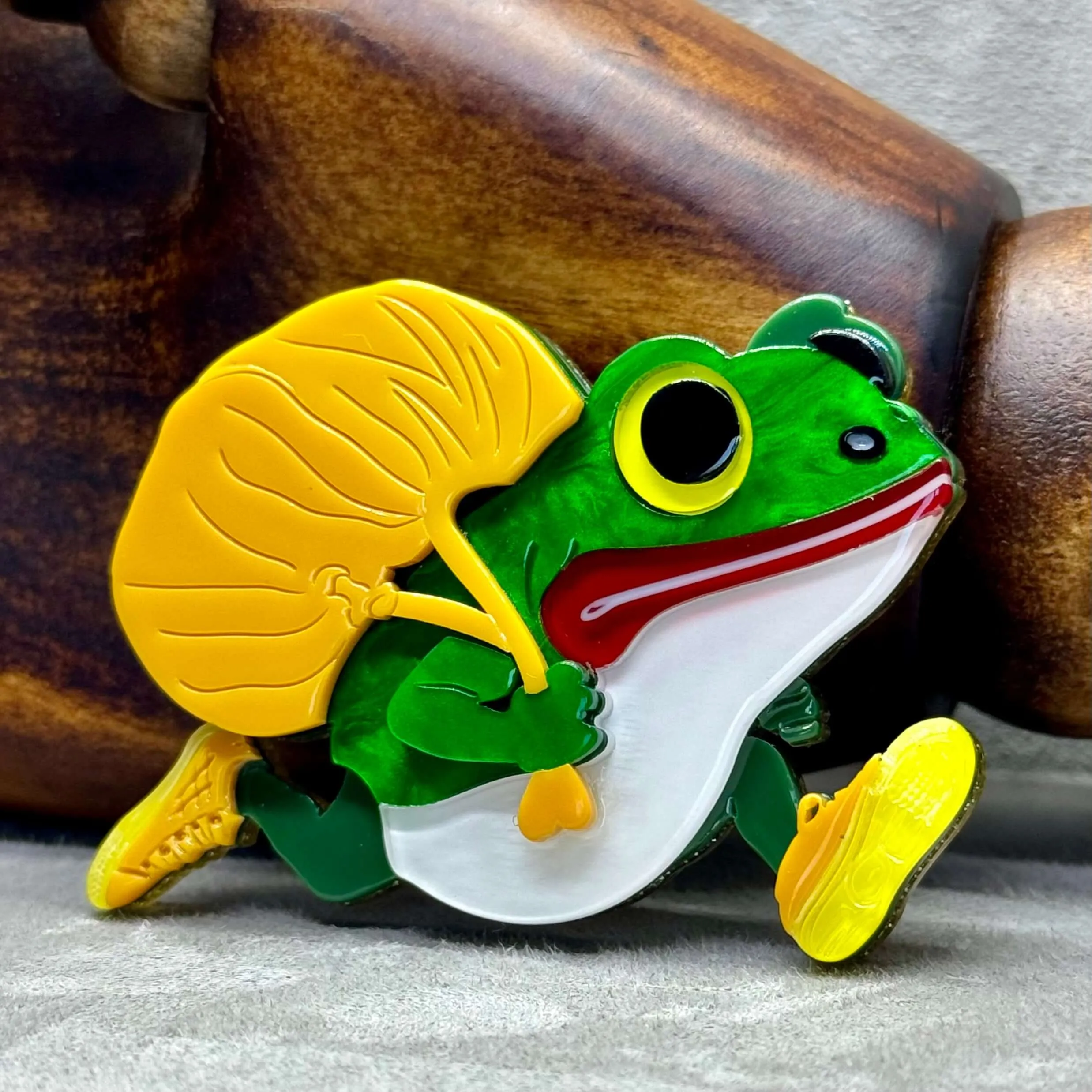 Handmade Acrylic Art Brooch - The Sprinting Frog