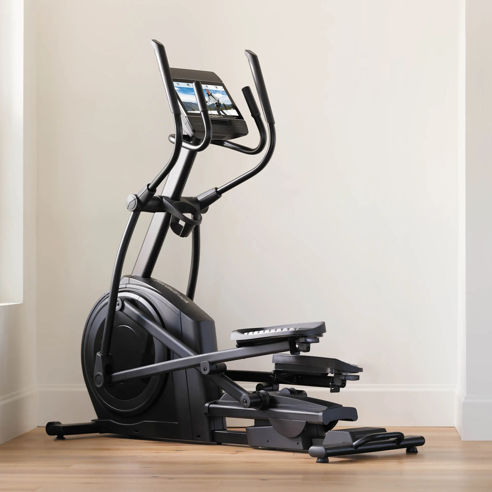 NordicTrack AirGlide 14i Elliptical Cross Trainer