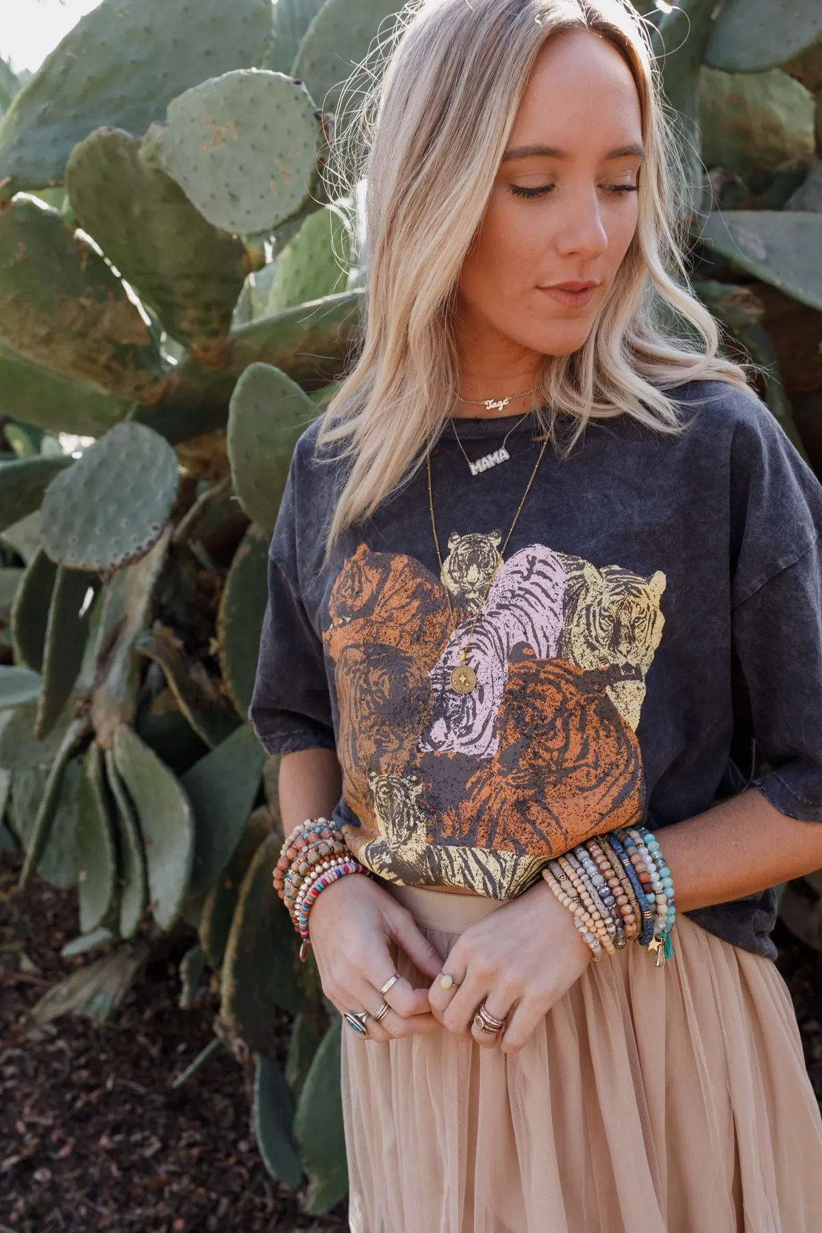 On The Prowl Distressed Graphic Tee - Charcoal