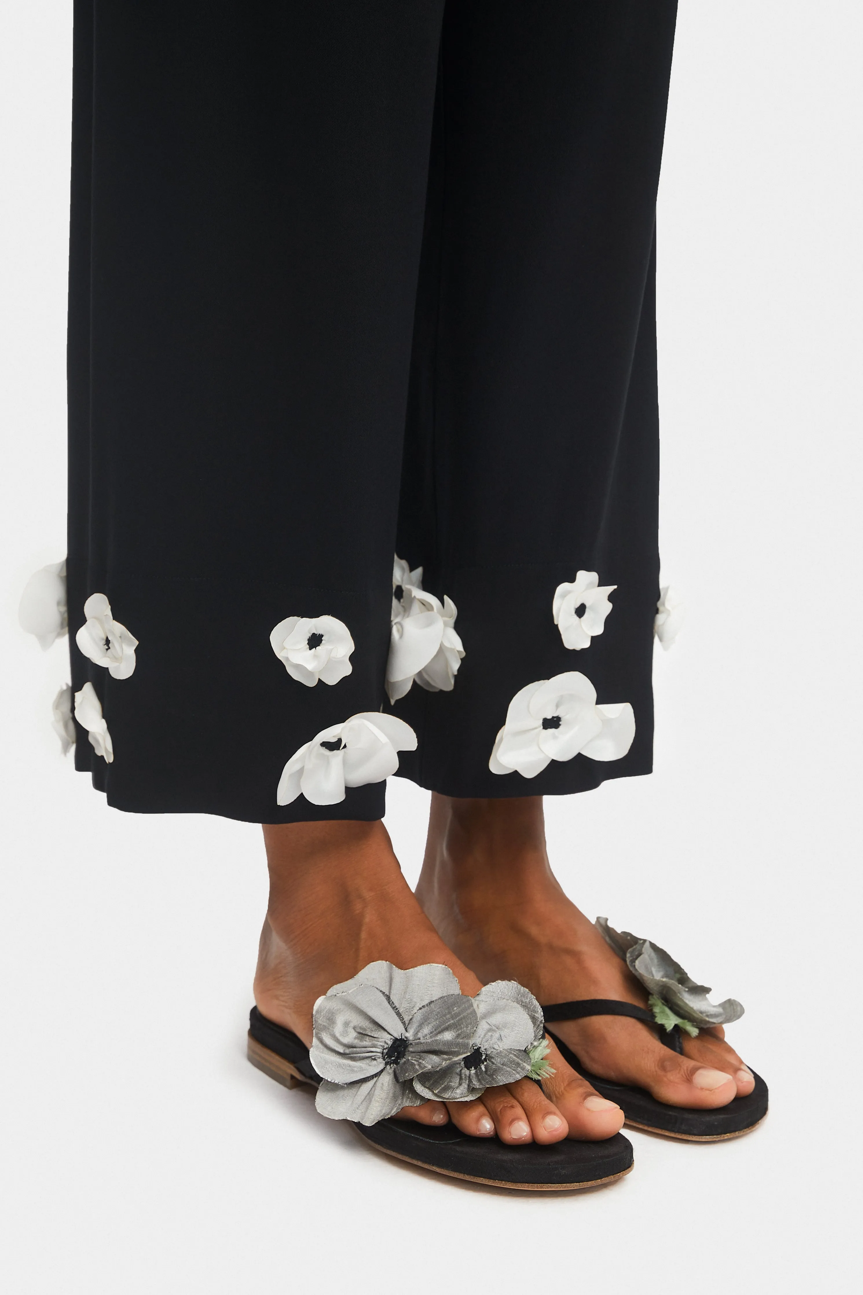 Poppies Silk Slides in Black and Grey