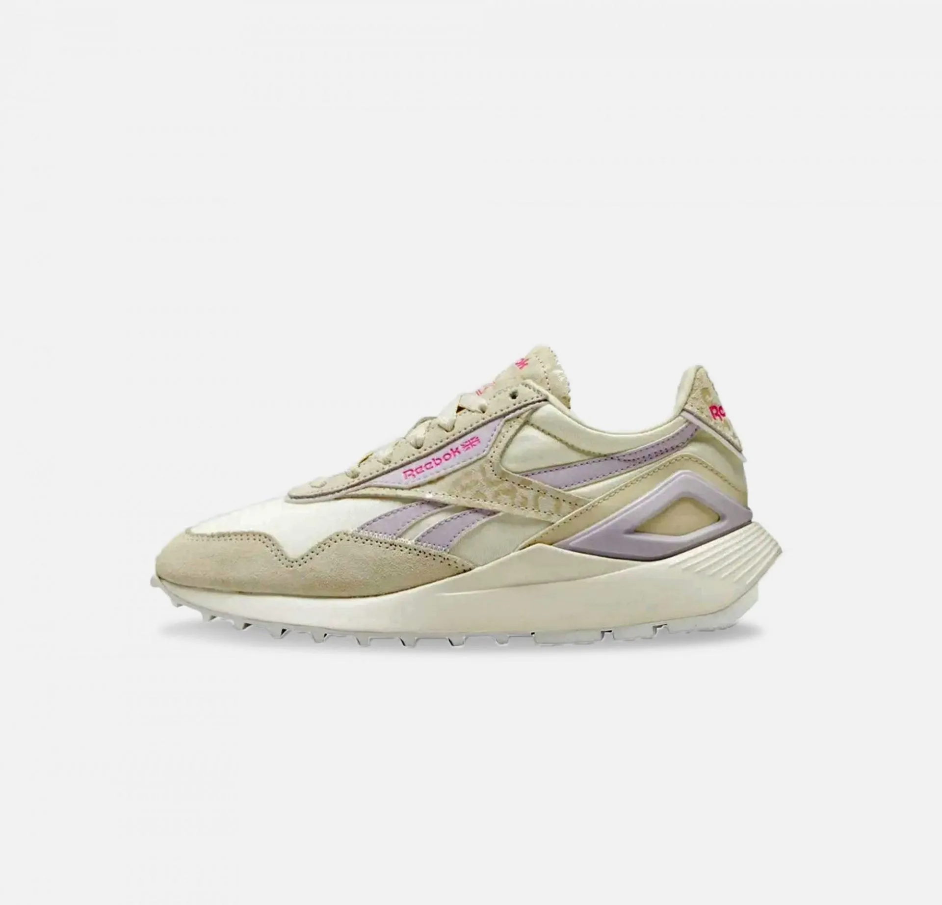 Reebok | CLASSIC LEGACY AZ  { ALBASTER / CHALK