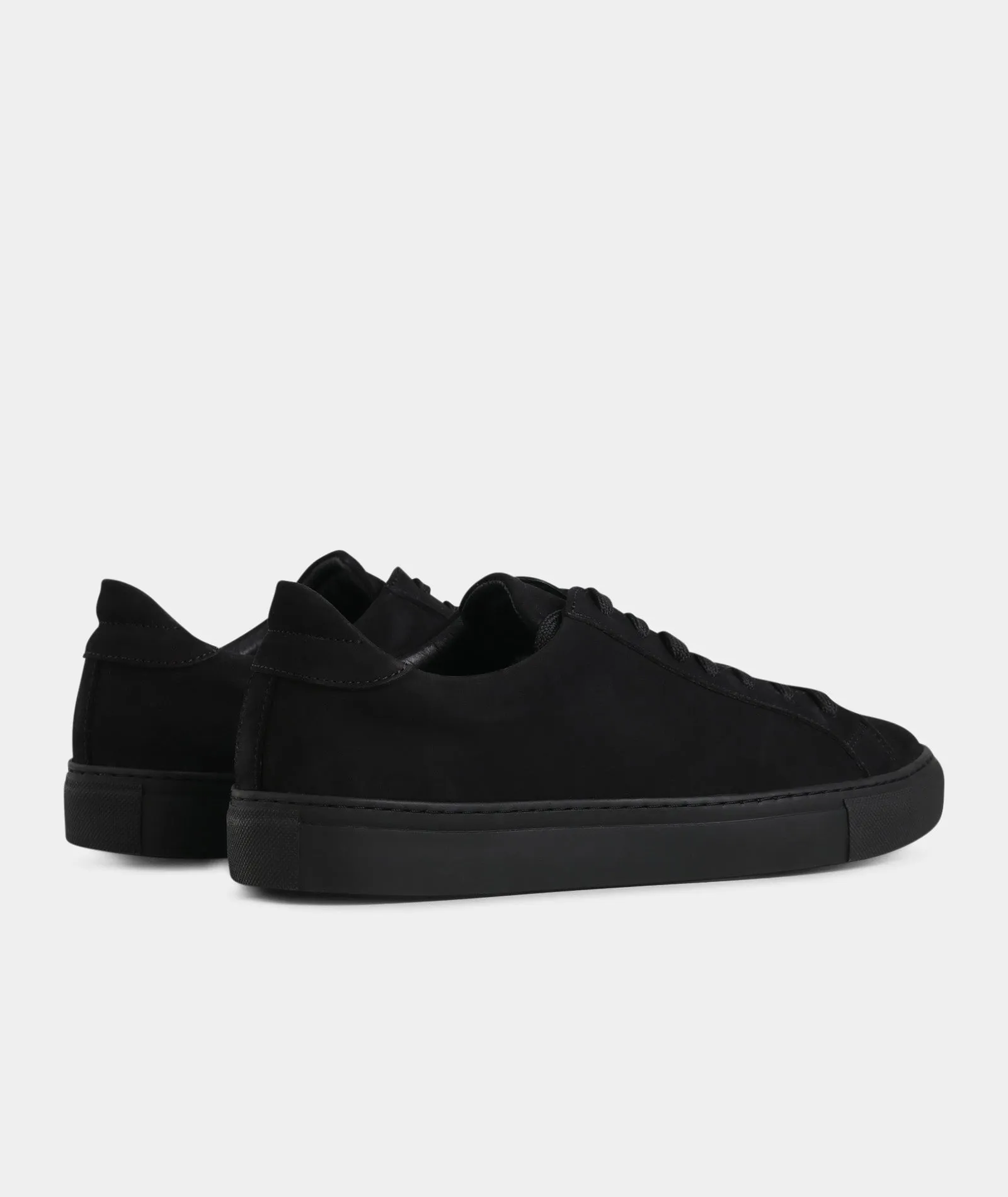 Type - Black/Black Nubuck