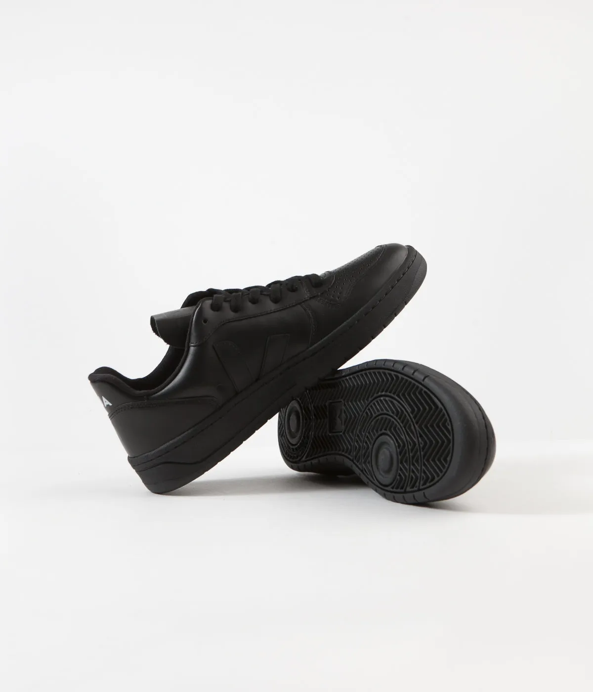 Veja V-10 Leather Shoes - Full Black