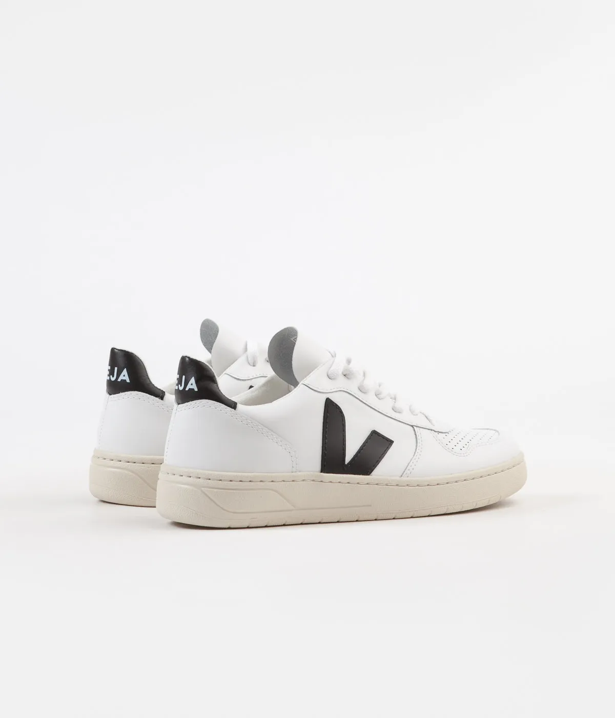 Veja Womens V-10 Leather Shoes - Extra White / Black