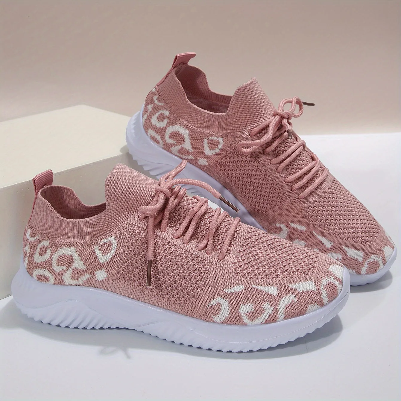 Women's Knitted Sports Shoes, Leopard Printed Low Top Running Shoes, Casual Walking Sneakers